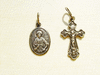 Серебряный кулон-ладанка и серебряный крестик