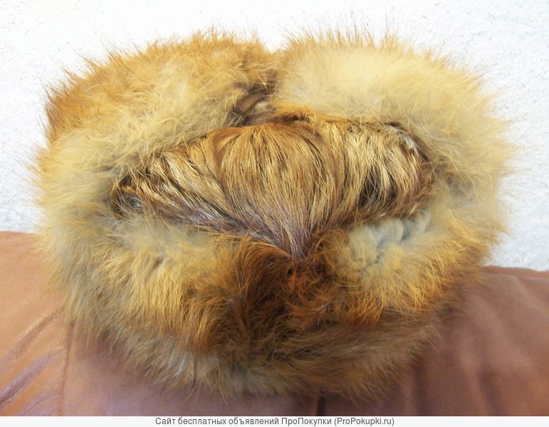 Классическая шапка-ушанка изготовлена из меха лисы. Размер: 58