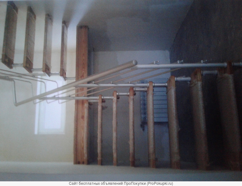 Лесьницы и отделка древесиной бетонных и металлических оснований