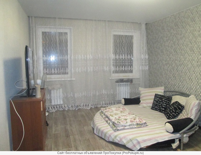 Продается 1-комнатная квартира с ремонтом, ул. Ладожская, 144а