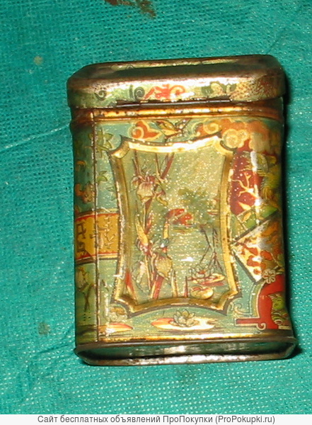 Старинная жестяная коробочка из-под китайского чая с двойной крышкой