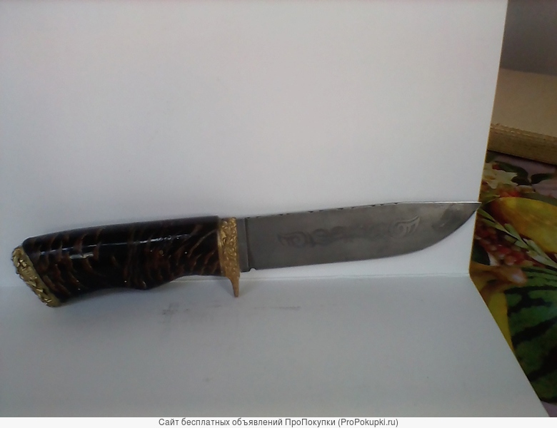 продается подарочный нож(рыцарь)