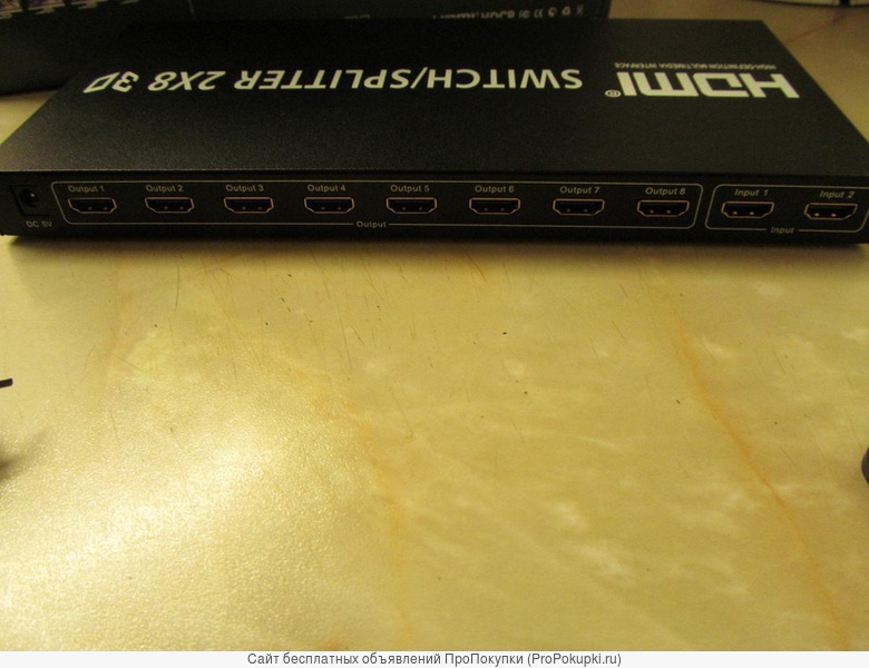 3D Матричный коммутатор HDMI 2х8: 2 входа, 8 выходов