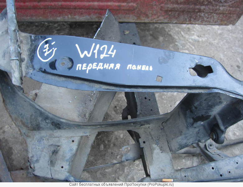 Передняя часть кузова(передняя панель) Мерседес W124