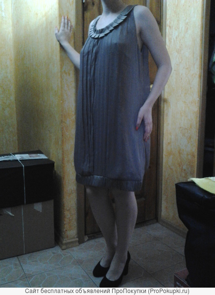 Платье нарядное Mohito
