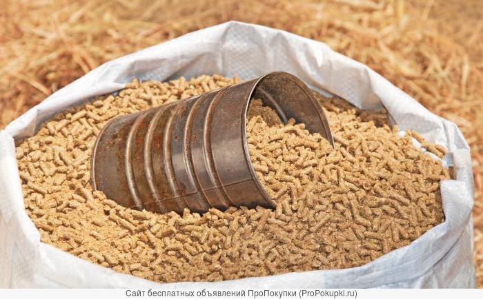 Кормосмесь (пшеница, кукуруза, отруби кукурузные)