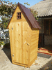 Новый деревянный туалет